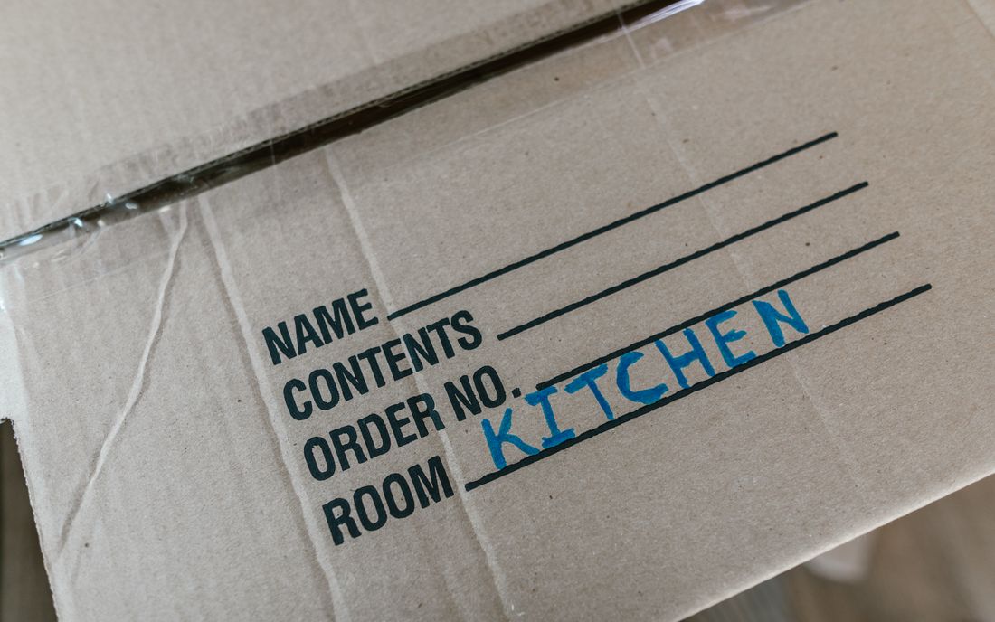 Korean managers and local warehouse staff: one-page working rules