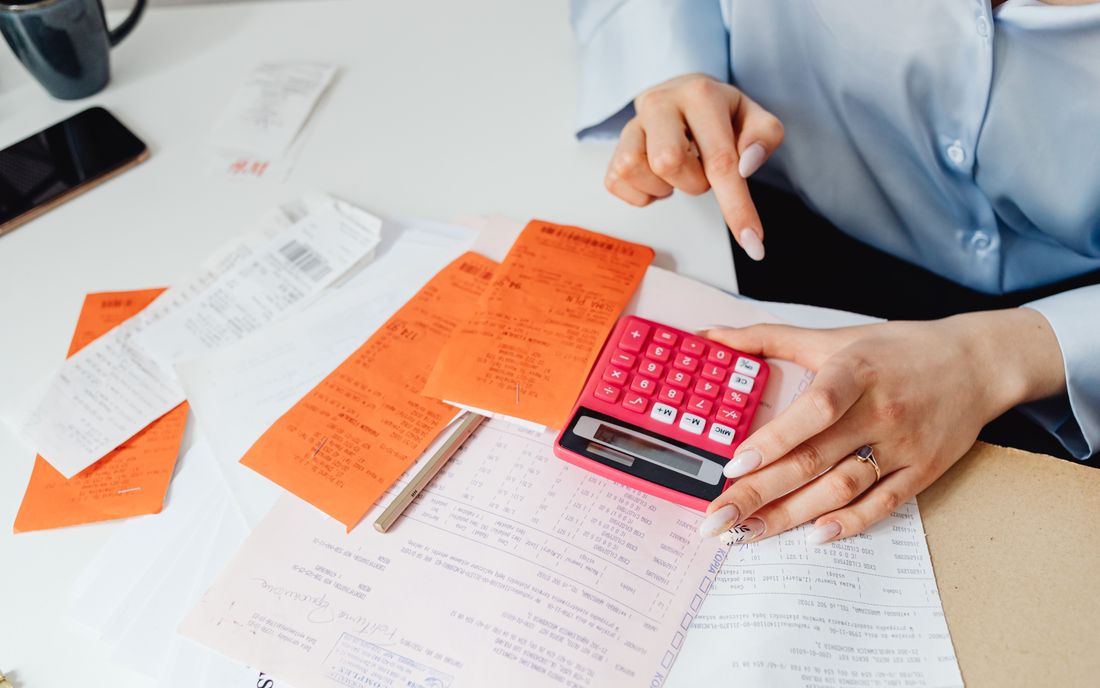 A warehouse audit checklist: records, locations, documents, access